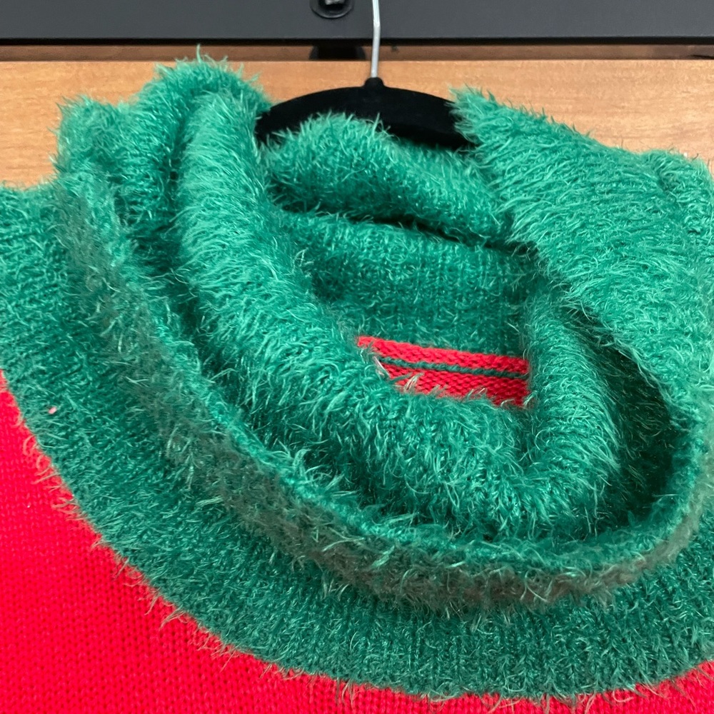 Delightfully (Ugly) Christmas sweater. Size large - Picture 4 of 6
